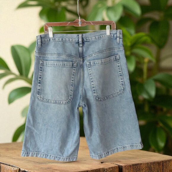 FRAME The Skater Bermuda Shorts (Irvington) Size 29, Pre-owned (Good Condition) - Picture 2 of 13